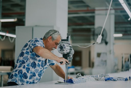 Top Clothing Manufacturers: A Comprehensive Guide to the Best in the Industry