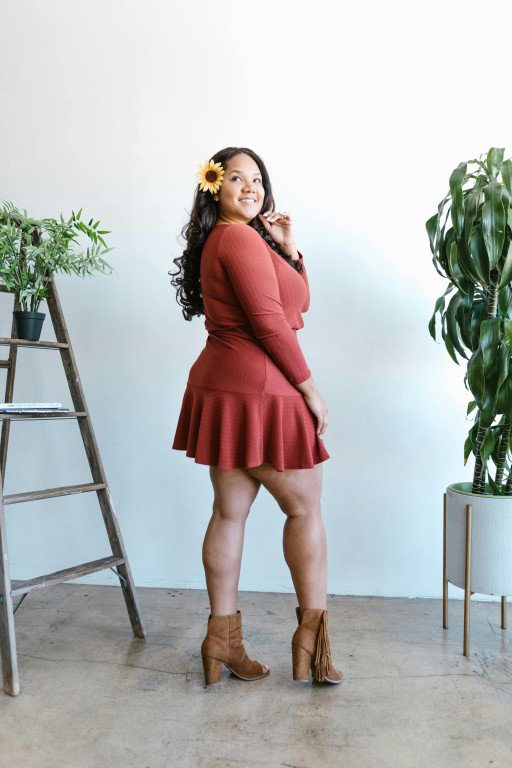 The Ultimate Guide to Rocking a Size 10 Dress: Style, Fit, and Fashion Tips