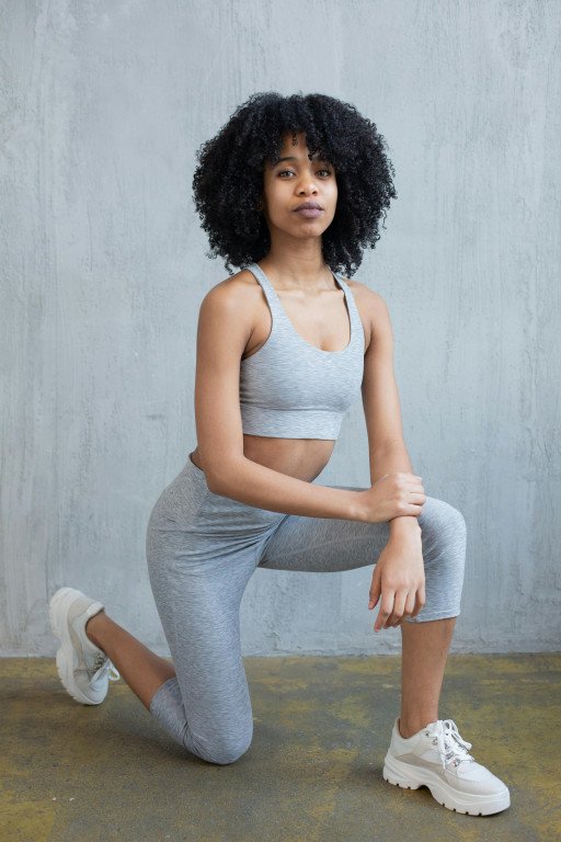 Active Wear Tops for Women: The Ultimate Guide to Comfort, Style, and Performance